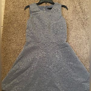 New/ Never worn Women’s Banana Republic fit and flare grey dress. Size 8